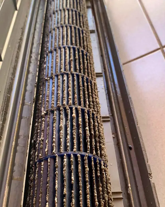 Turbina antes da higienização — MK Climatização