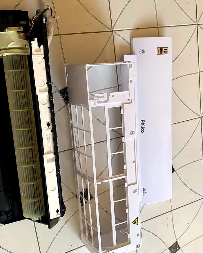 Evaporadora aberta para higienização — MK Climatização