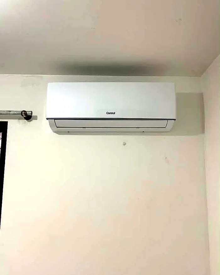 Evaporadora em ambiente residencial — MK Climatização