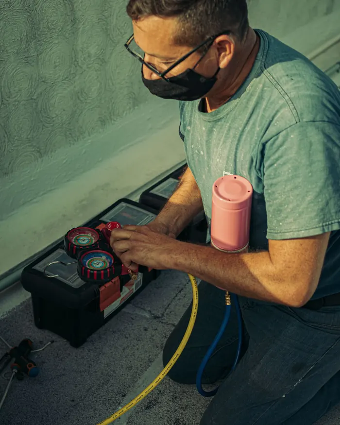 Leitura de pressão com manifold — MK Climatização